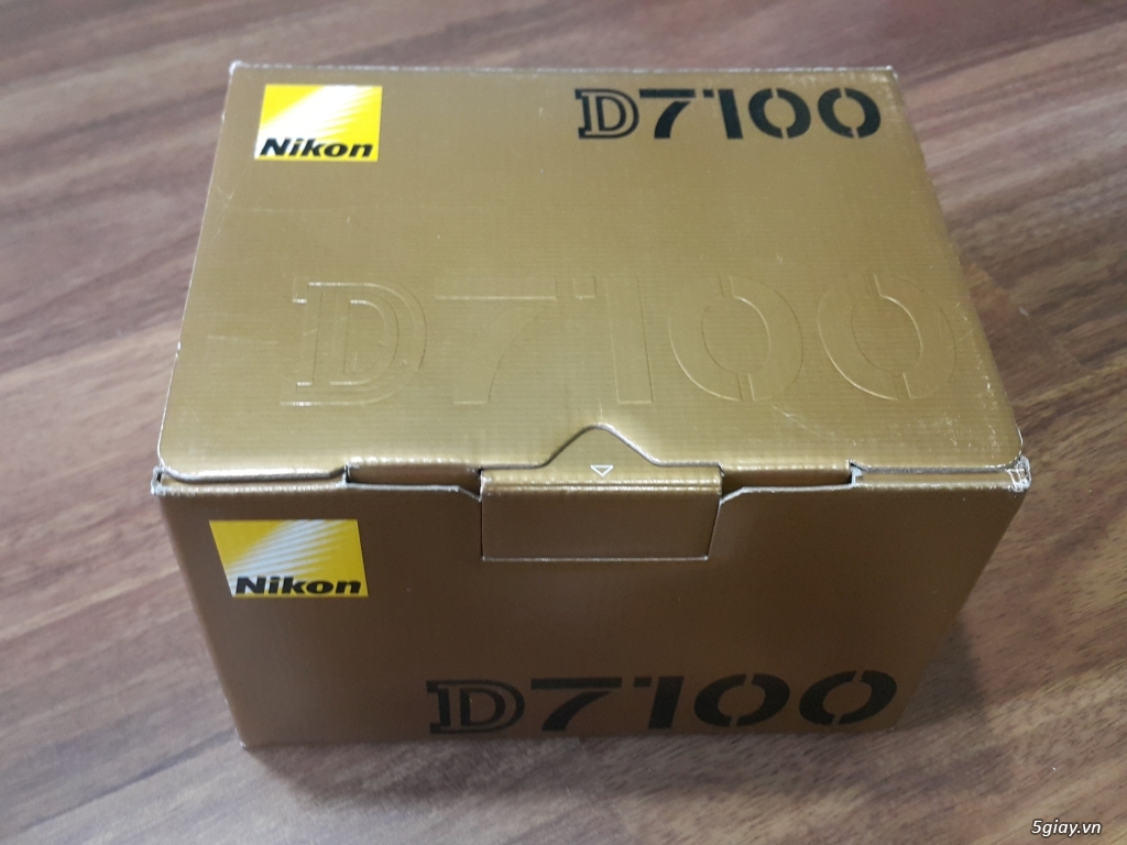 Nikon D7100 mới giá rẻ