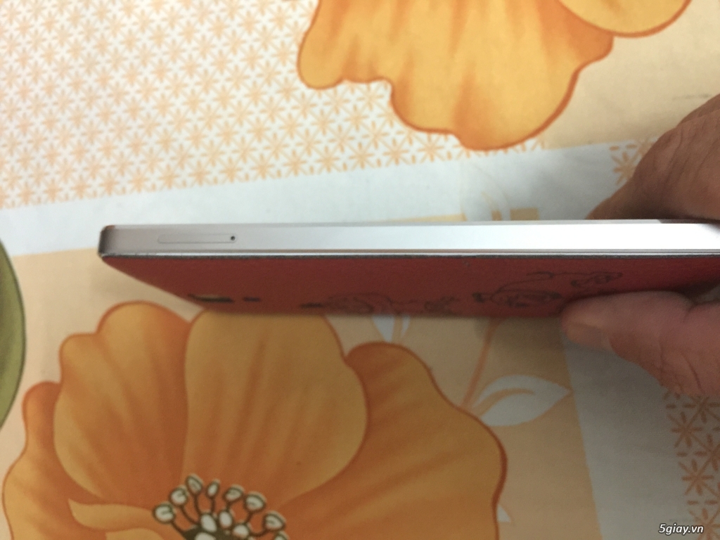 Xiaomi Mi4 và BB Z10