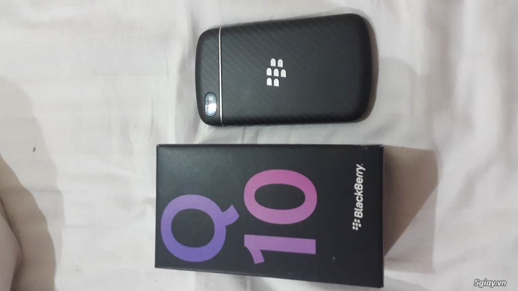 Cần bán Blackberry Q10 98% fullbox còn bảo hành đến 2/2016 - 2