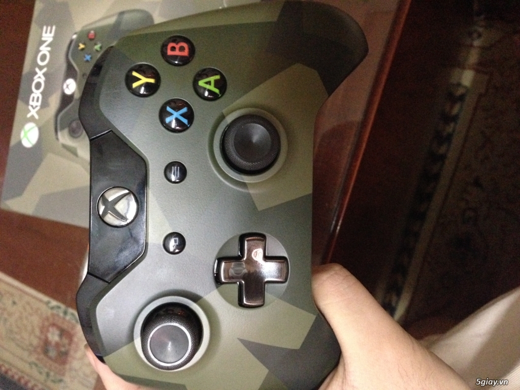 Tay xbox one armed forces - 2