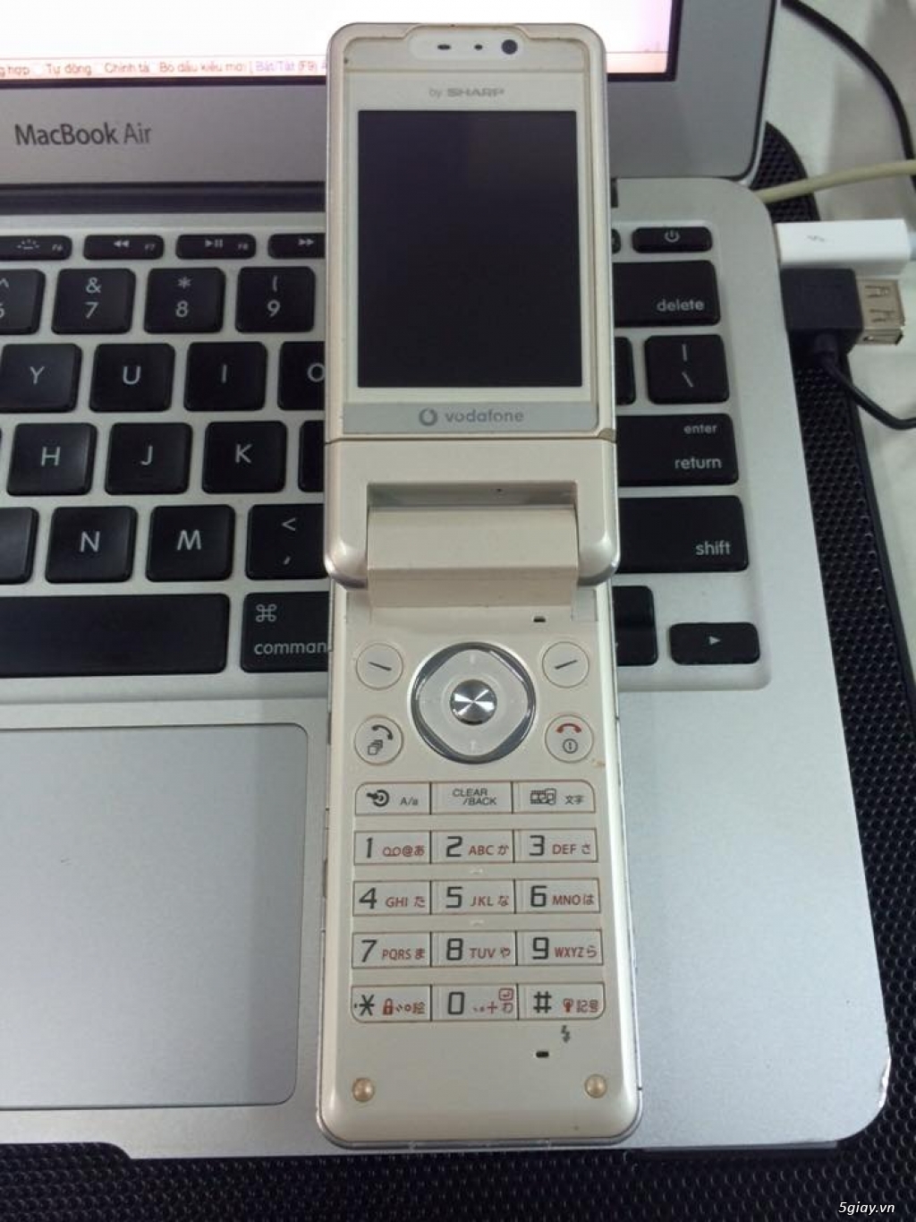 Nokia 8800 anakin Gold, Sharp 903 trắng + đỏ - 4