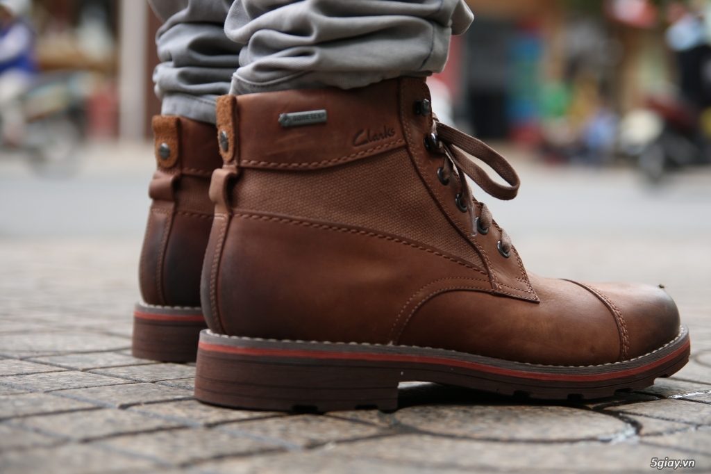 Giày chính hãng: Clarks