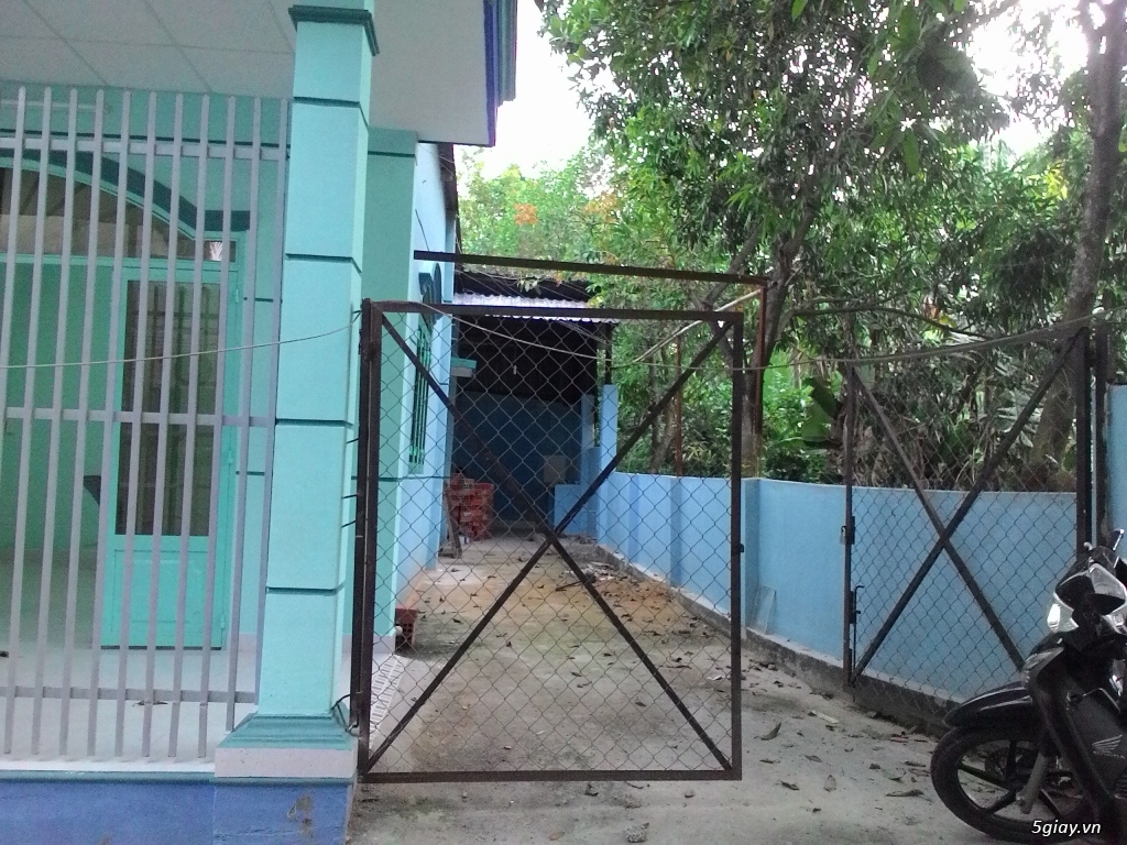 Nhà mới rẽ Q 12 Gần chợ Đường