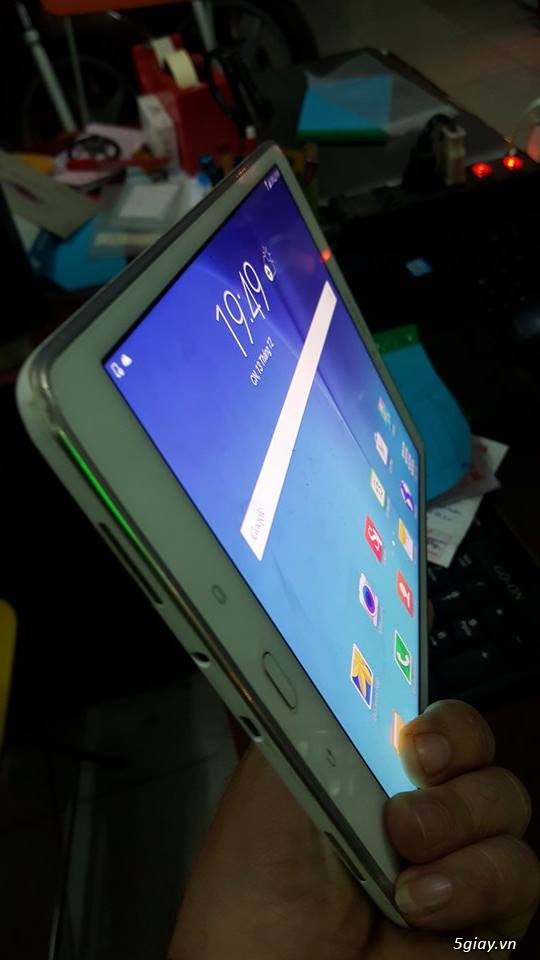 Samsung Galaxy Tab A P555