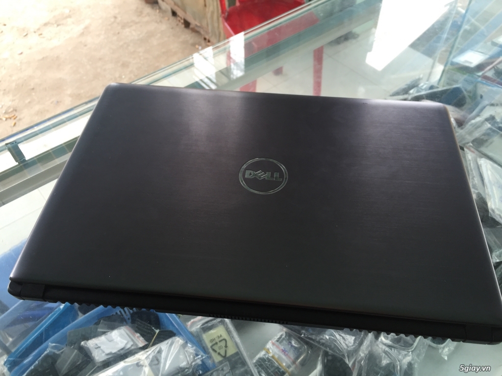 Dell vostro 5470 siêu mỏng nhẹ. Coẻi3 + finger print. Mới keng còn BH