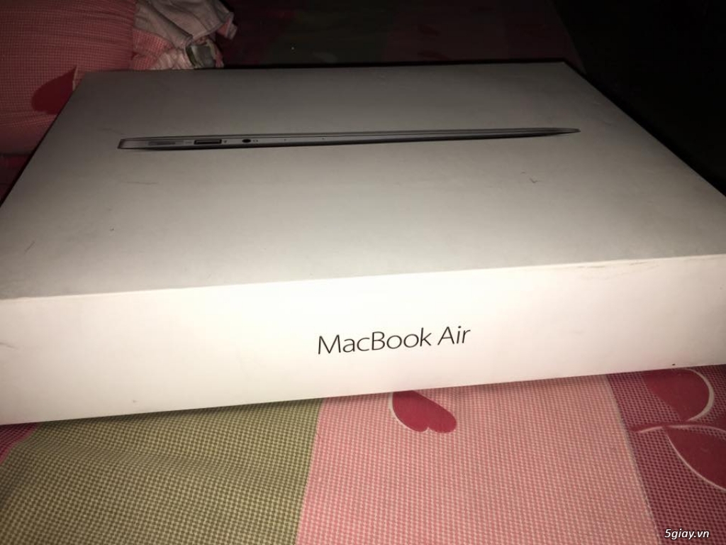Gò vấp . bán Macbook Air 13ich core i5