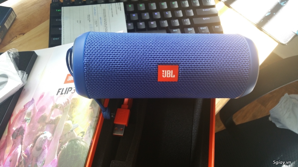 Loa Bluetooth JBL Flip3 Full Box mới 99.9% giá 2tr - 1