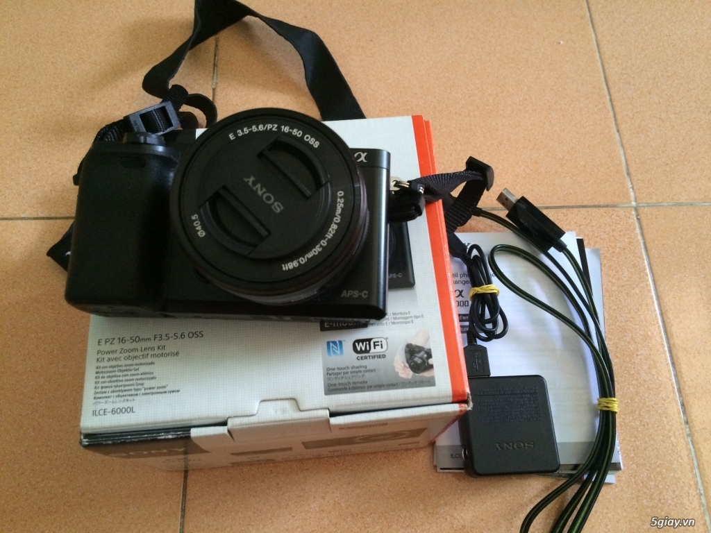 Bán Sony Alpha A6000 (E 16-50MM F3.5-5.6 OSS) Lens kit và Lens Sony E 55-210mm F4.5-6.3 OSS - 1