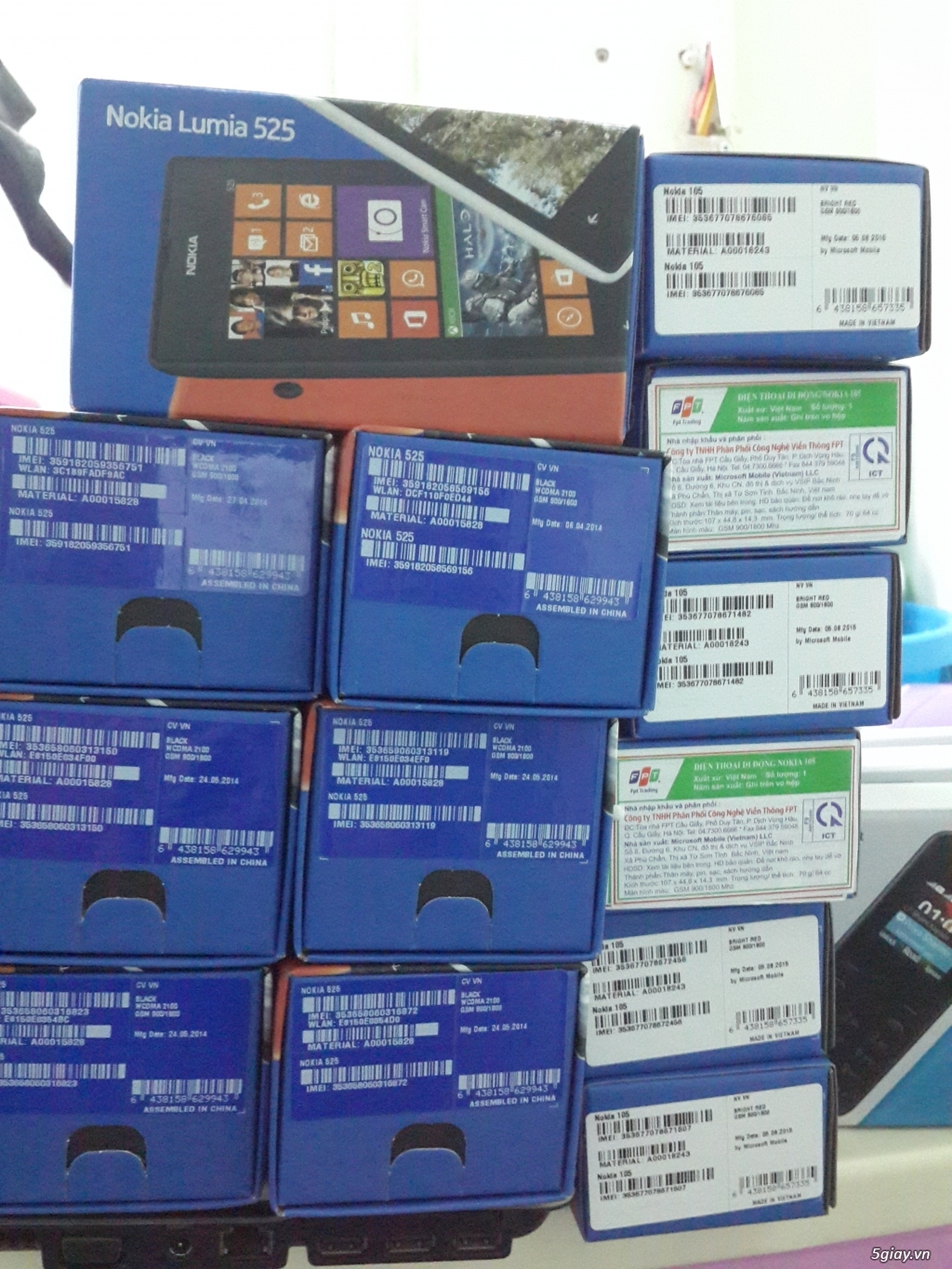 Xả hàng Nokia X, Lumia 525, Lumia 1320 cuối năm giá rẻ khó tin