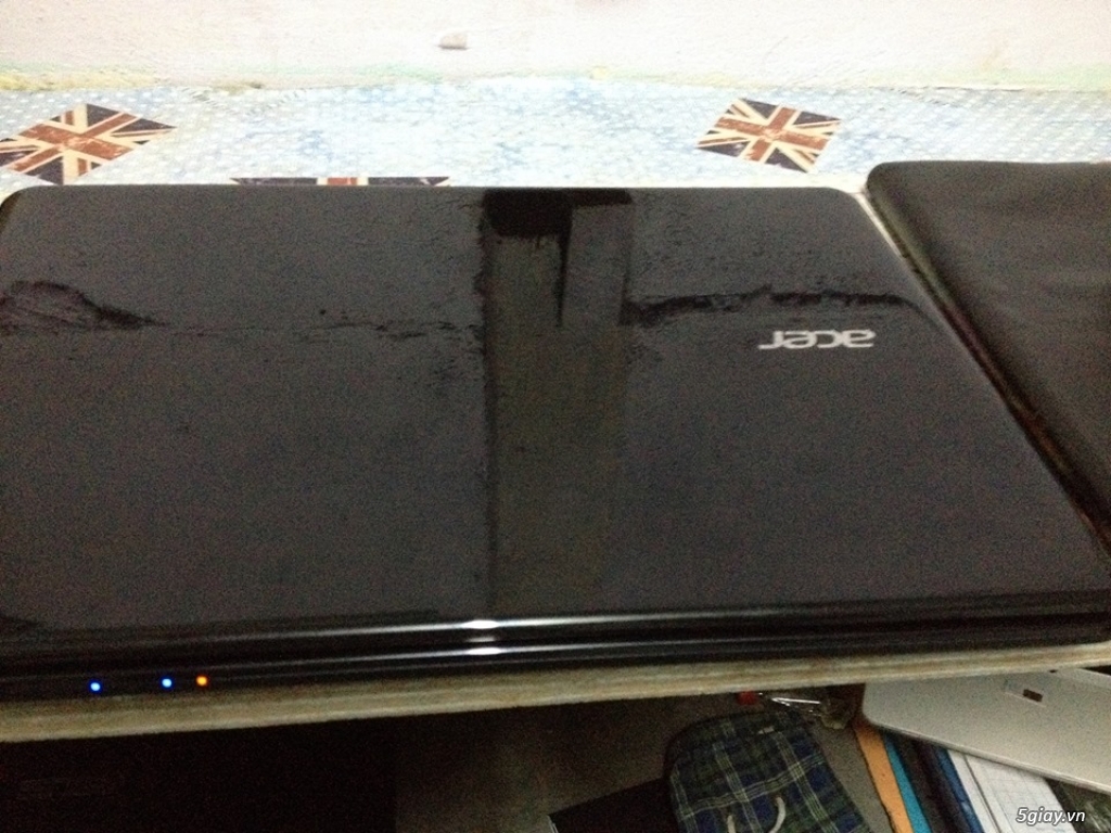 Laptop Acer Aspire E1-472 Core i5-14 HD LED LCD -4GB DDR3L-500GB HDD - 2