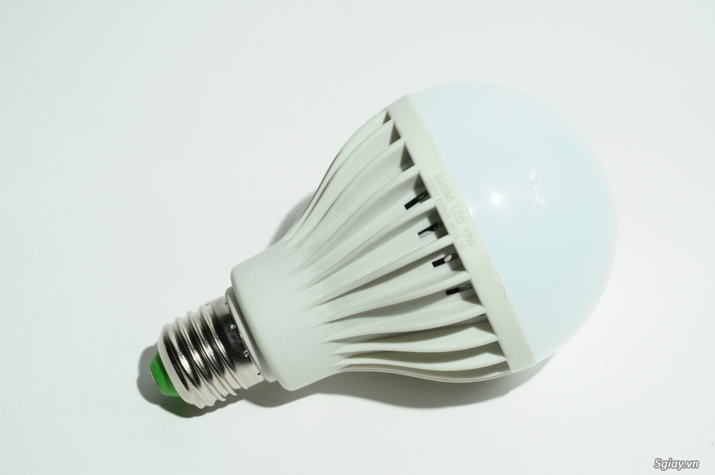 Đèn LED dân dụng giá tốt. LED T8 chỉ 52.000đ/b, LED Bub chỉ từ 10.000đ - 2