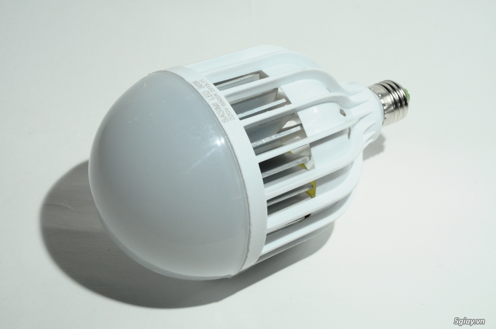 Đèn LED dân dụng giá tốt. LED T8 chỉ 52.000đ/b, LED Bub chỉ từ 10.000đ - 3