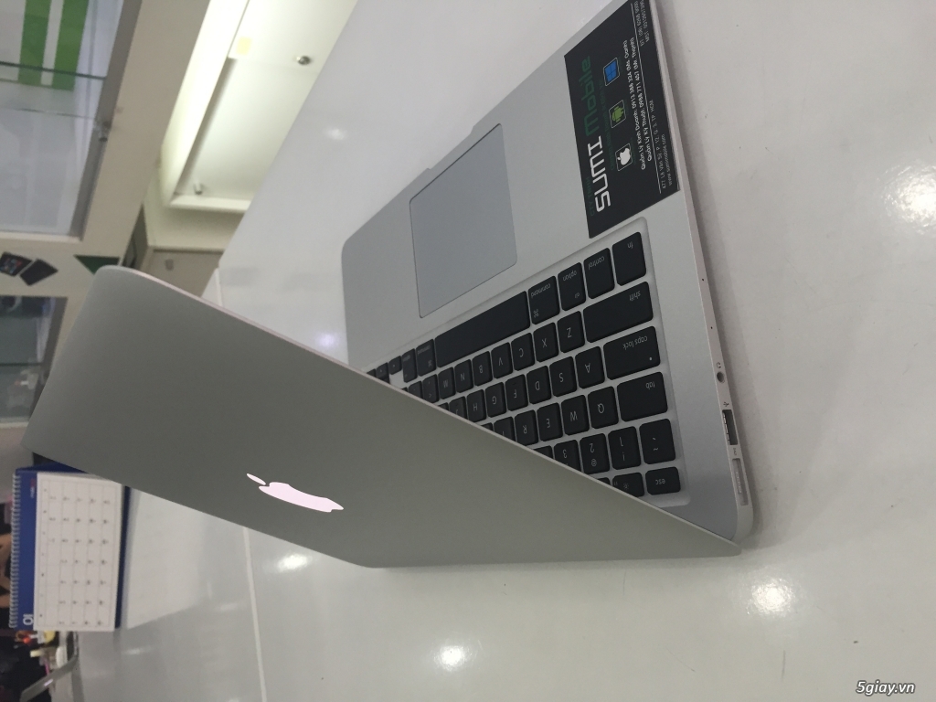 MacBook Air 2015 MJVE2 I5-1.6/4/128 like new 99,9% Appel Care 12/2016 - 2
