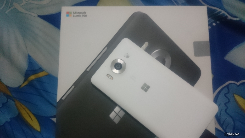 lumia 950 giá 10tr còn fix mạnh cho ai muốn mua :) - 1