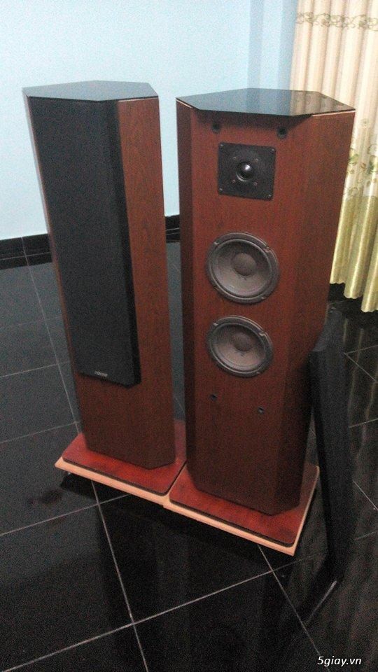 advent a2000 speakers