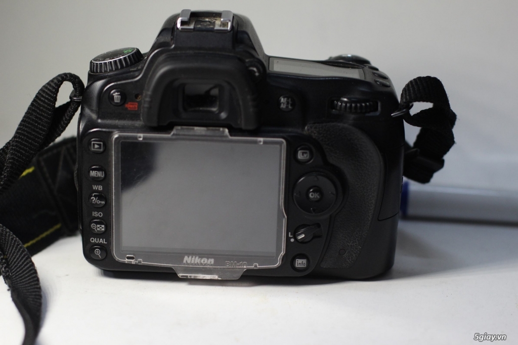 Nikon D90 giá tốt - 1