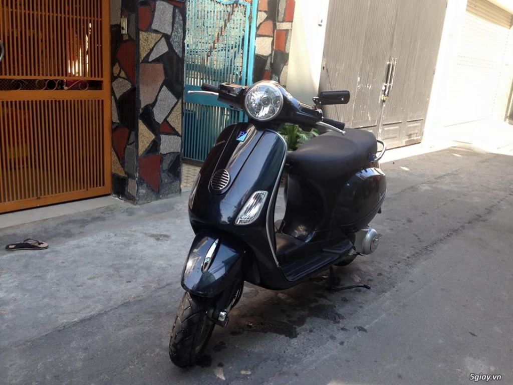 vespa lx125ie - 1