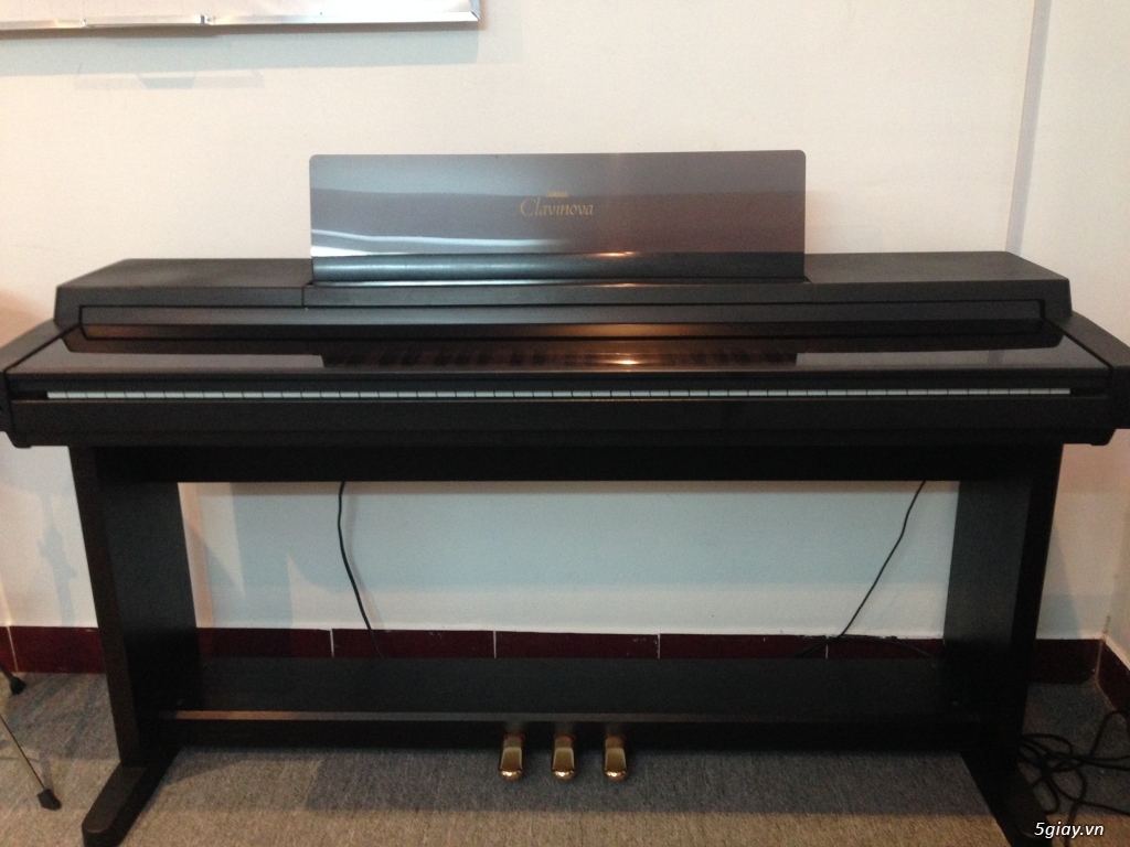 Piano Yamaha Clavinova CLP 560 5giay
