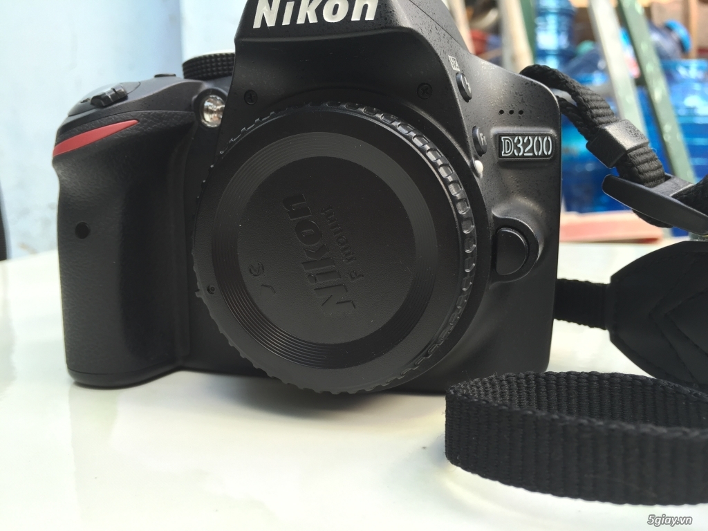 Nikon D3200 fullbox moi98% - 1