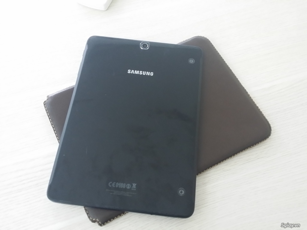 Cần bán Tab Samsung S2 9.7 inch. - 2