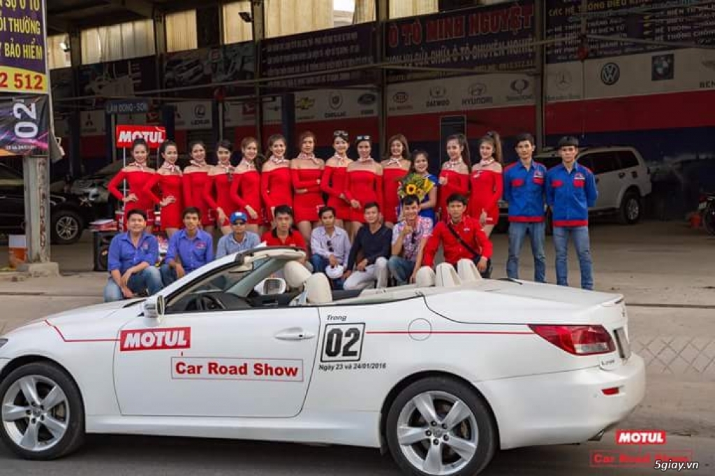 Cho thuê xe du lịch (ngắn hạn-dài hạn) đời mới các loại  4-45c giá rẻ...........