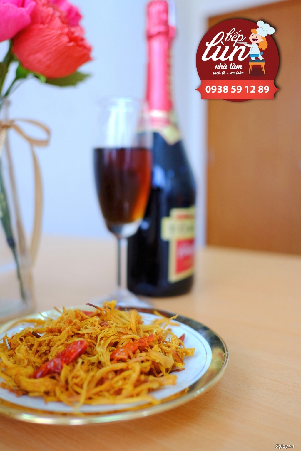 [TPHCM] - Khô gà xé cay - Nhà làm, sạch sẽ, an toàn - 1