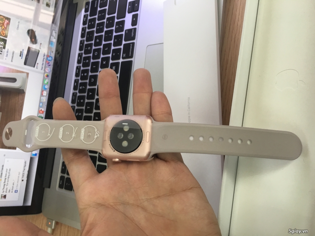 Cần bán Apple Watch 38mm Stainless Steel Buckle Brown Leather