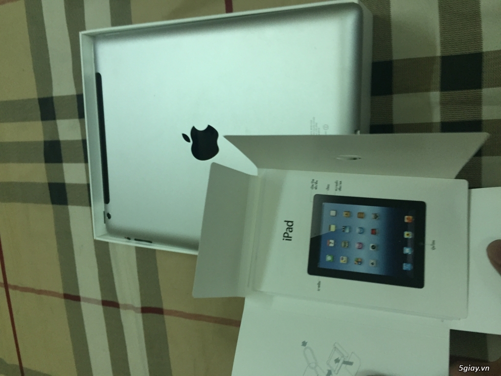 iPad 3 - 16G (Trắng ) 3G Hàng 99% - like new - Full Box -tặng cover 100 usd