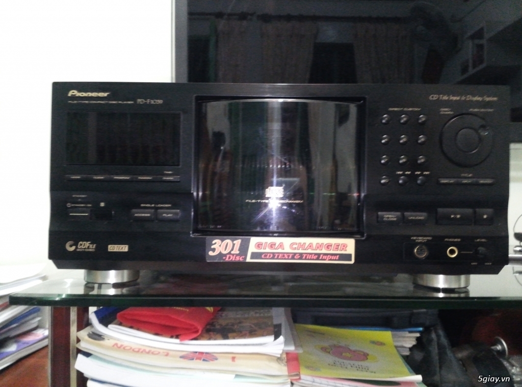 đầu đĩa Pioneer PD F-1039 chứa 301 đĩa CD