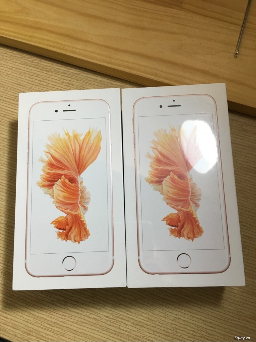 Iphone 6s 128gb màu rose gold hàng xách tay Úc sealed - 1