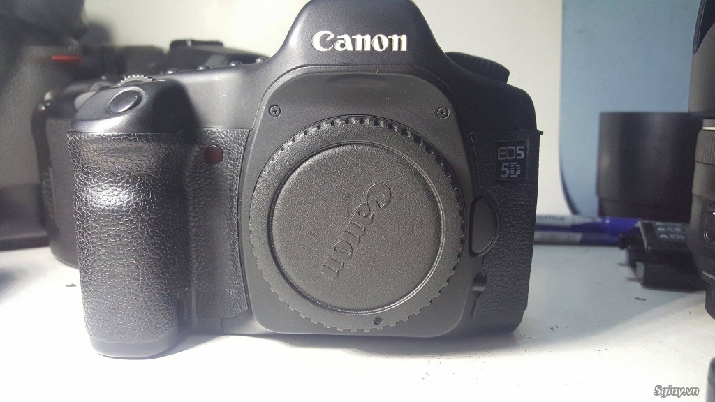 Canon 5D, Canon 40D, Canon 35 f2 IS, 17-40 L UA canon 17 85 - 2