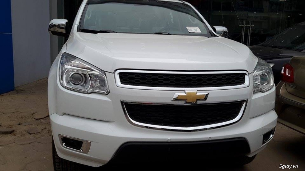 xe colorado, có xe giao ngay. Cam kết giá cả và dịch vụ tốt nhất. LH 0947.825.409 - 1