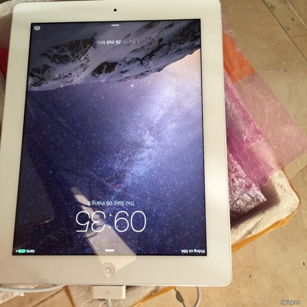 iPad 4 trắng (wifi4G) giá 4tr9/ máy đẹp - 2