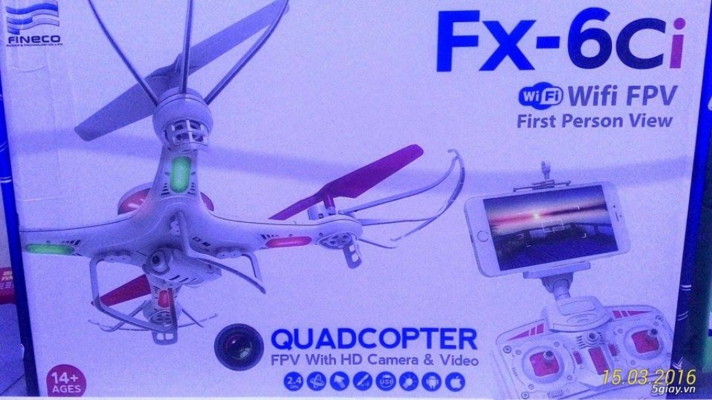 Vài món đồ chơi giá rẻ: máy bay camera FX-6ci