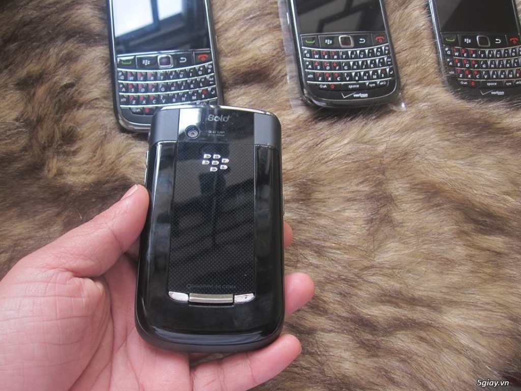 Sony-HTC-Bold Blackberry... sinh viên đây rồi !!! - 4
