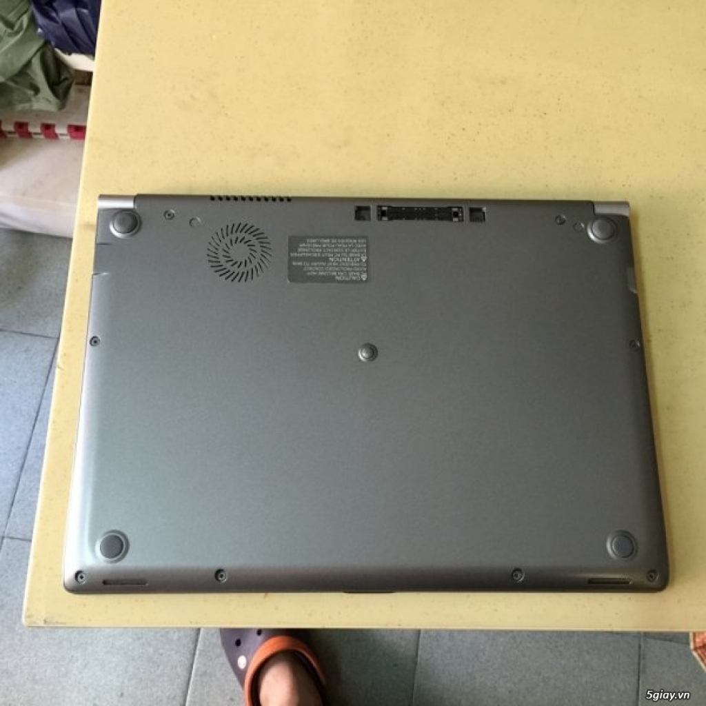 nhiều laptop i3 i5 i7 ultrabook workstation business nhập Mỹ bảo hành lâu - 30