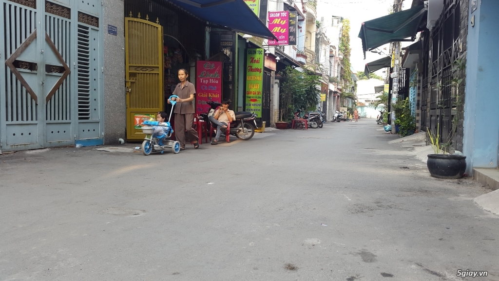 Bán nhà tuyệt đẹp, hẻm xe hơi (8m) đường Phạm Văn Chiêu, GV - 1