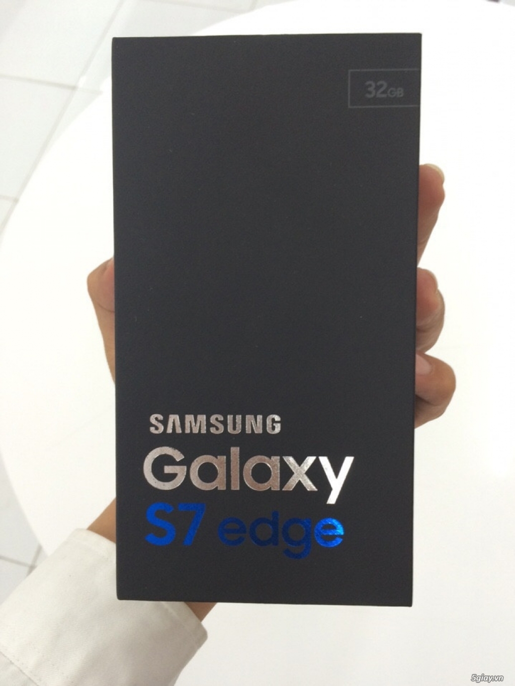 Cần bán 1 Samsung galaxy S7 Edge giá tốt cho anh em