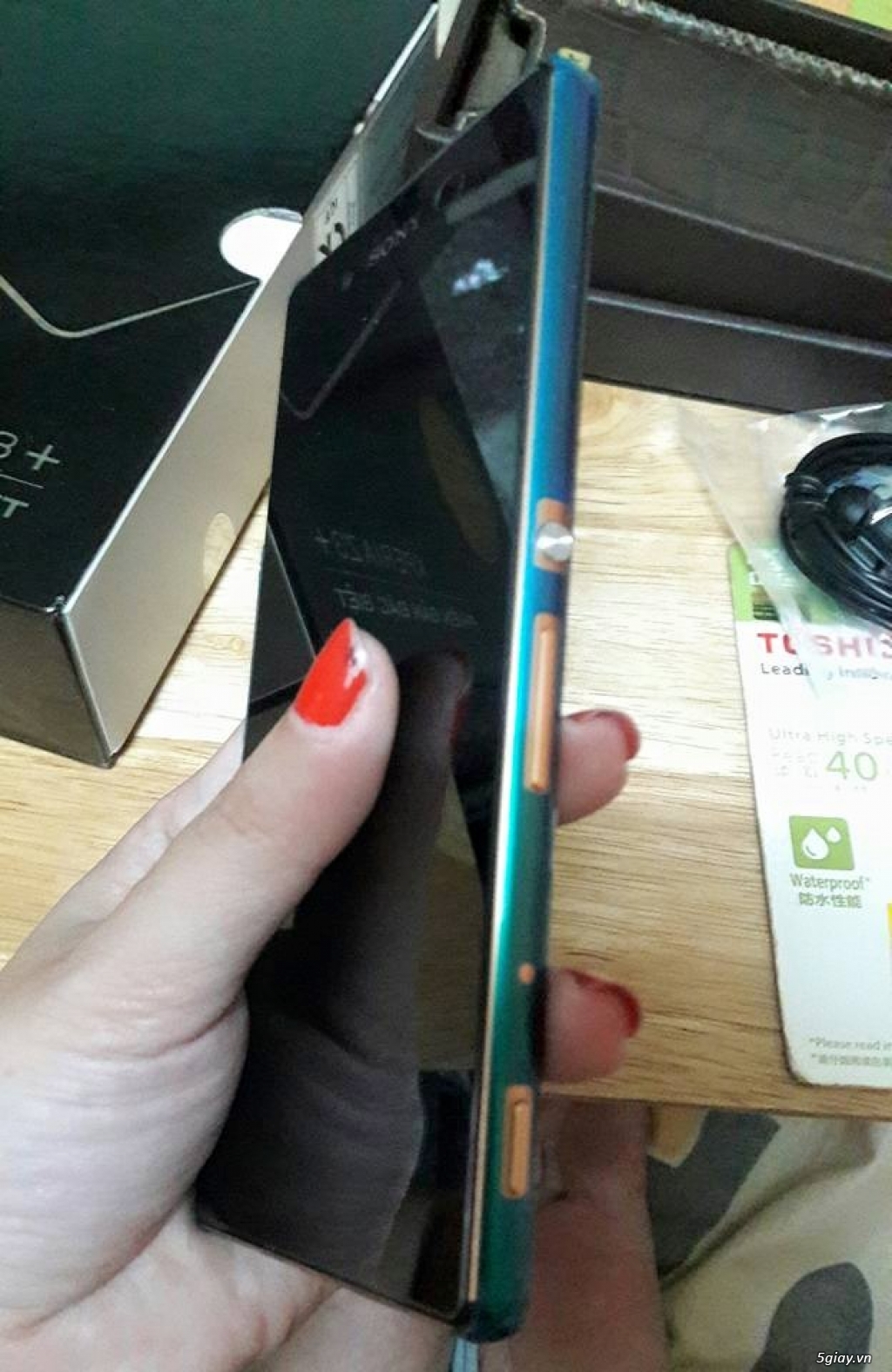 Cần bán điện thoại Sony Xperia Z3+ phiên bản đặc biệt - 2