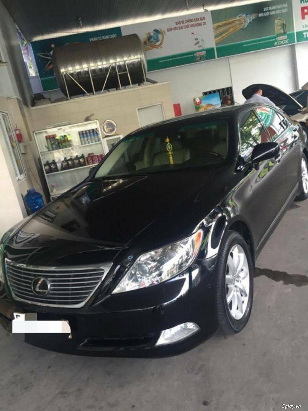 Cần tiền bán gấp ô tô Lexus LS460L 2008 chính chủ gia 1ti 800