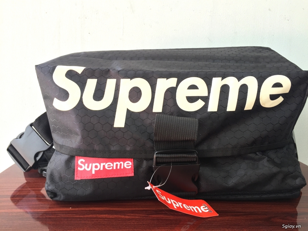 Túi Đeo Chéo Supreme Thể Thao Size 36 - 1