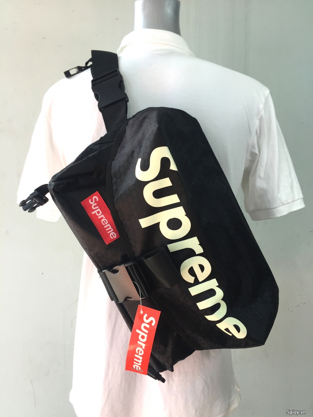 Túi Đeo Chéo Supreme Thể Thao Size 36