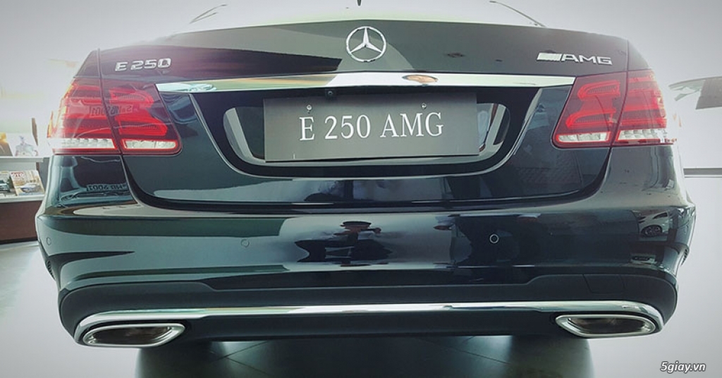 Sở hữu ngay xe Mercedes-Benz E250 AMG - 1