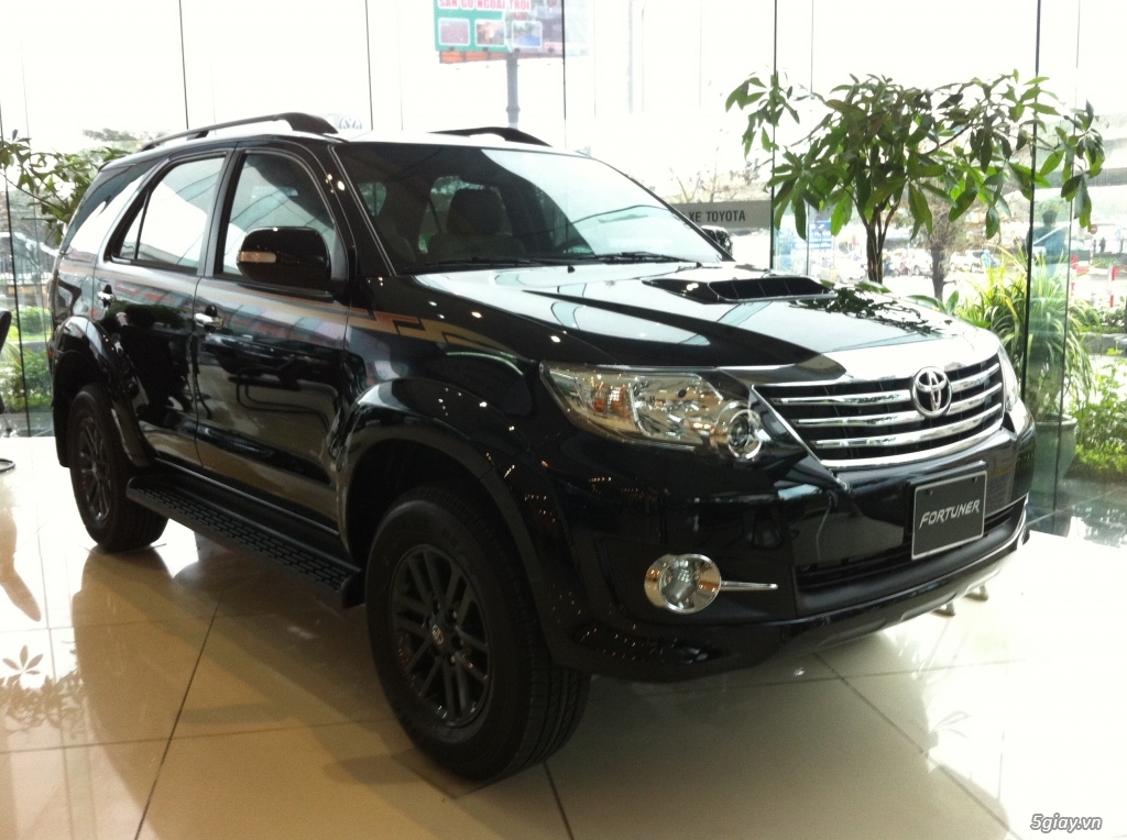Toyota Fortuner mua trả góp chỉ với 300 tr, thủ tục nhanh gọn, Giao xe ngay. - 11