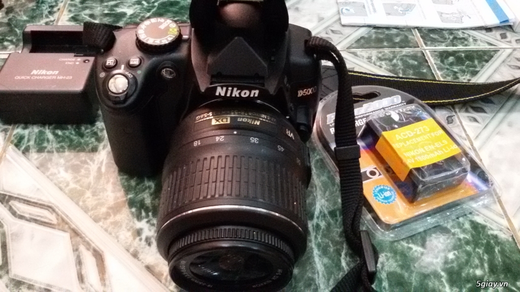 Cần bán máy chụp hình DSLR Nikon D5000 + len kit 99,9% - 2