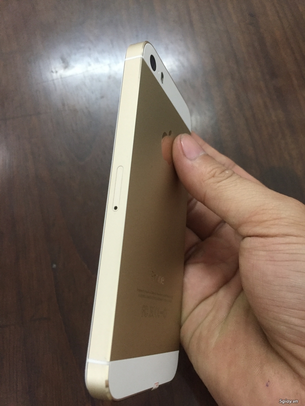 iPhone 5S Vàng Quốc Tế - giá thơm - 1