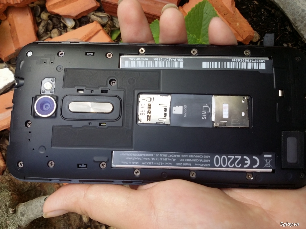 Cần bán Điện Thoại Zenphone2 - 4