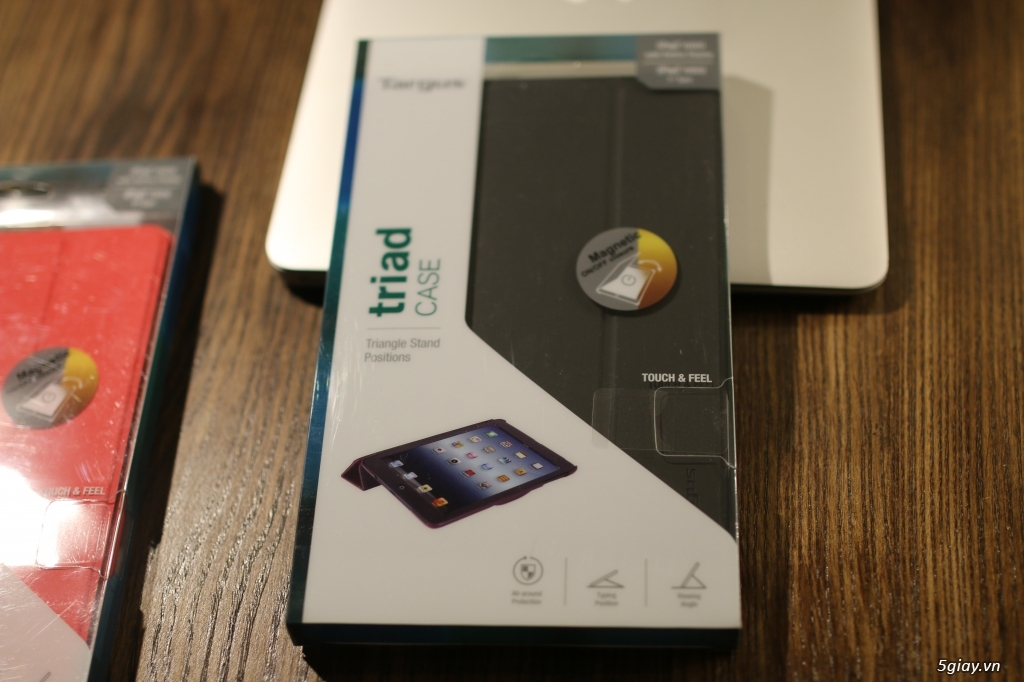 Bao Da Targus Triad THZ376 Cho iPad Mini 2,3,4 - 2