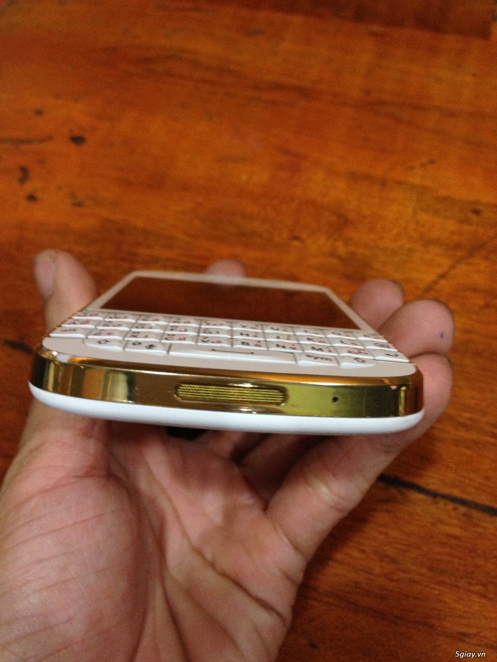 Blackberry  Q10 - 3