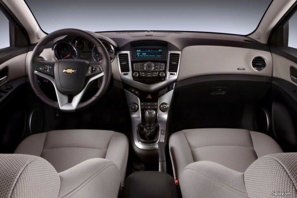 Cho thuê xe tự lái - có tài Chevrolet Cruze 2016 giá rẻ - 1
